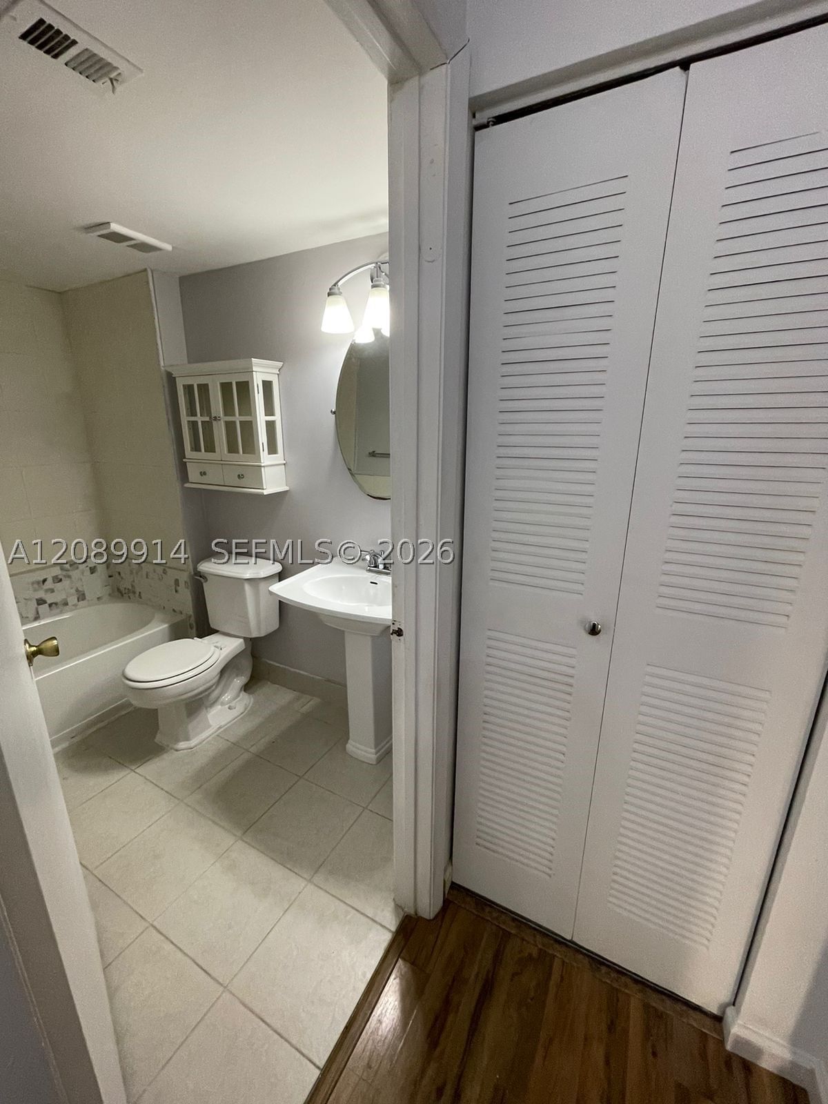 Real estate property located at 9999 Summerbreeze Dr #413, Broward, Summerbreeze Condo, Sunrise, FL
