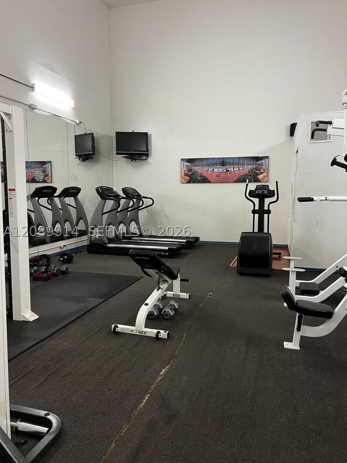 Real estate property located at 9999 Summerbreeze Dr #413, Broward, Summerbreeze Condo, Sunrise, FL