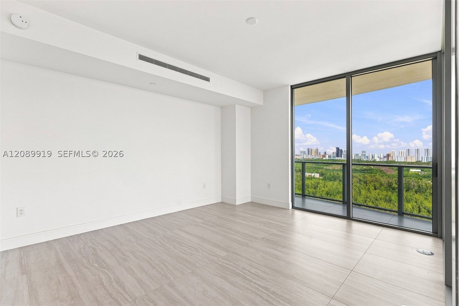 Real estate property located at 2411 Laguna Cir #2301, Miami-dade, One Park Tower, North Miami, FL