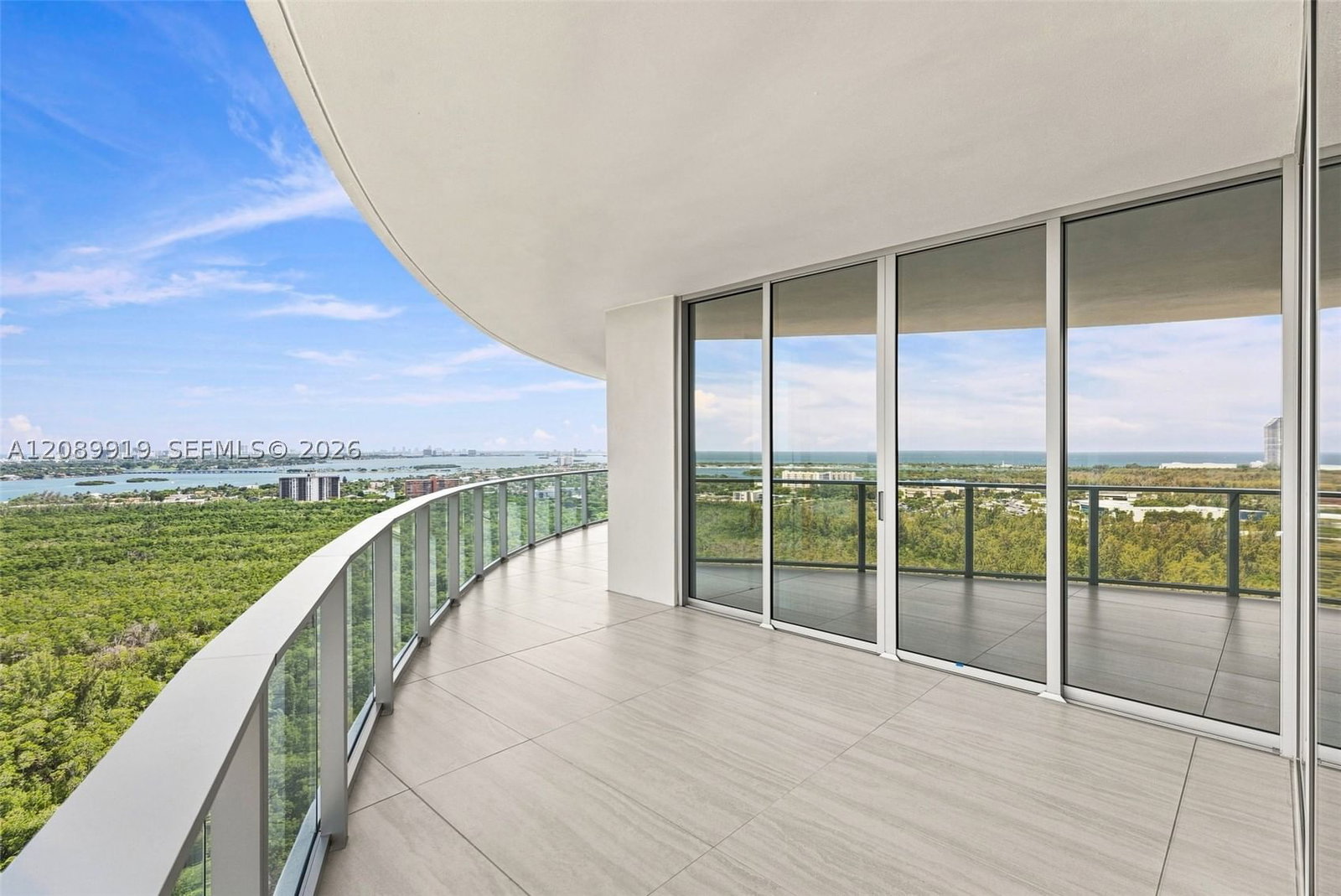 Real estate property located at 2411 Laguna Cir #2301, Miami-dade, One Park Tower, North Miami, FL