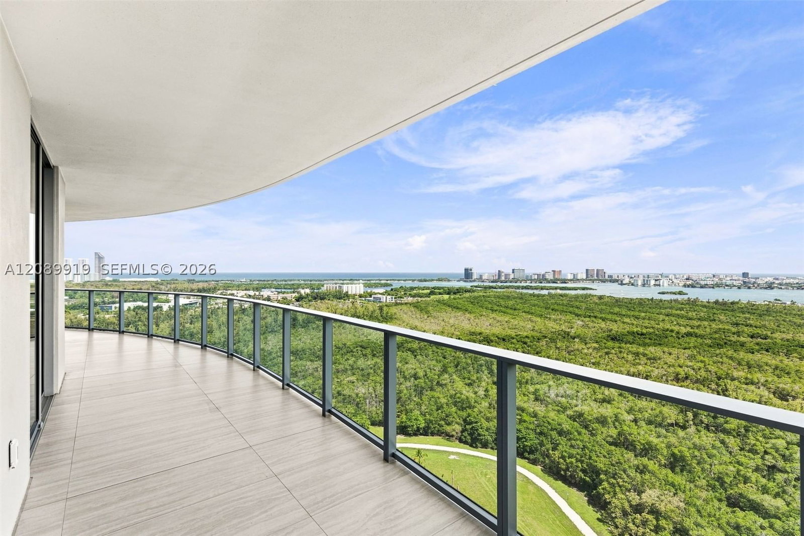 Real estate property located at 2411 Laguna Cir #2301, Miami-dade, One Park Tower, North Miami, FL