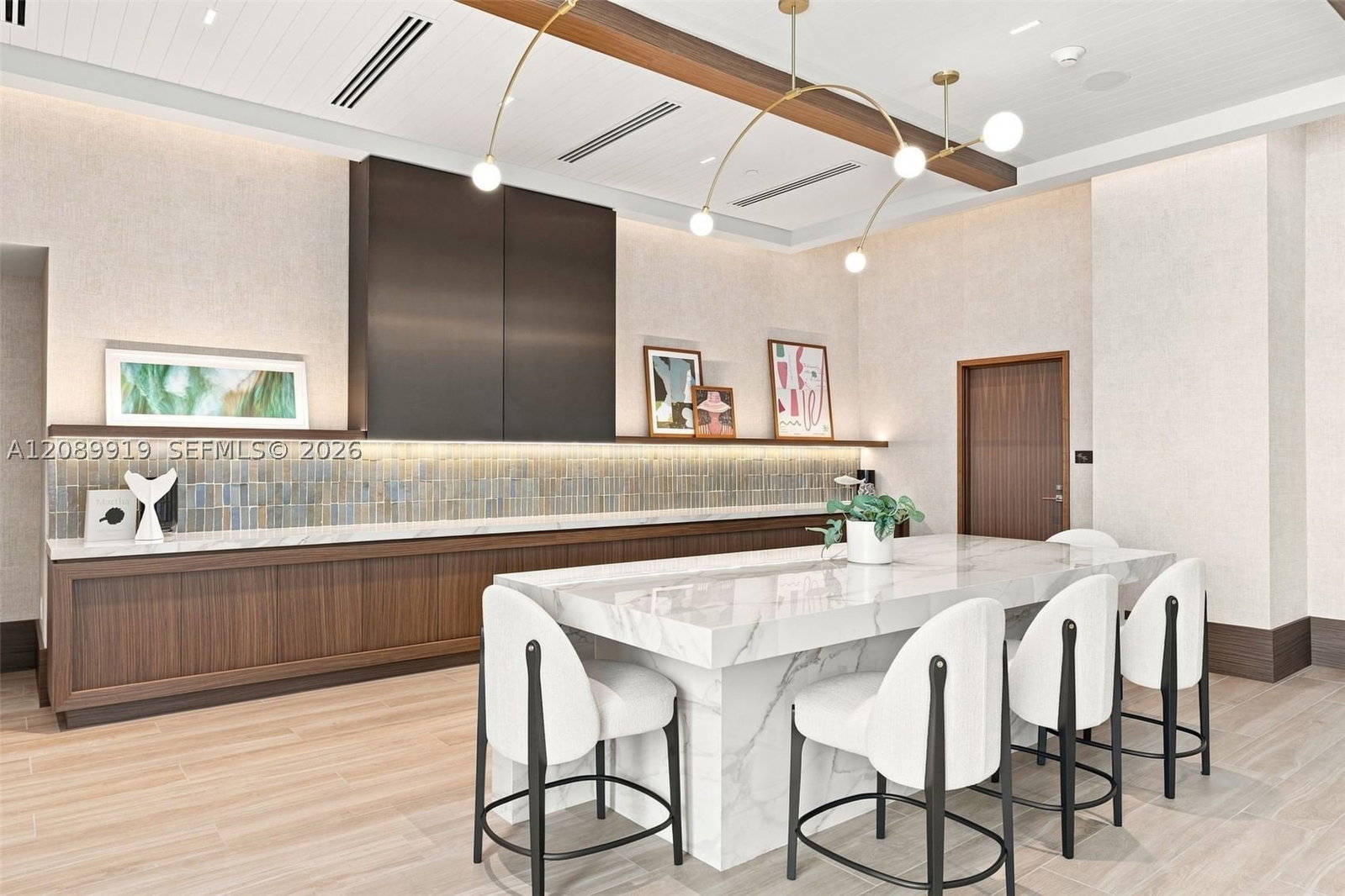 Real estate property located at 2411 Laguna Cir #2301, Miami-dade, One Park Tower, North Miami, FL