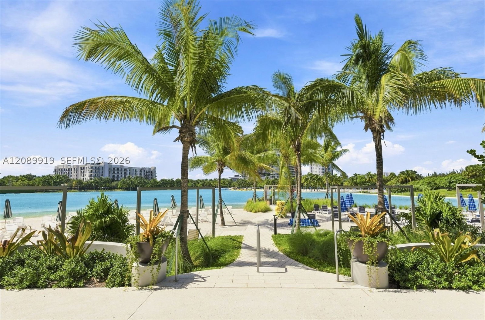 Real estate property located at 2411 Laguna Cir #2301, Miami-dade, One Park Tower, North Miami, FL