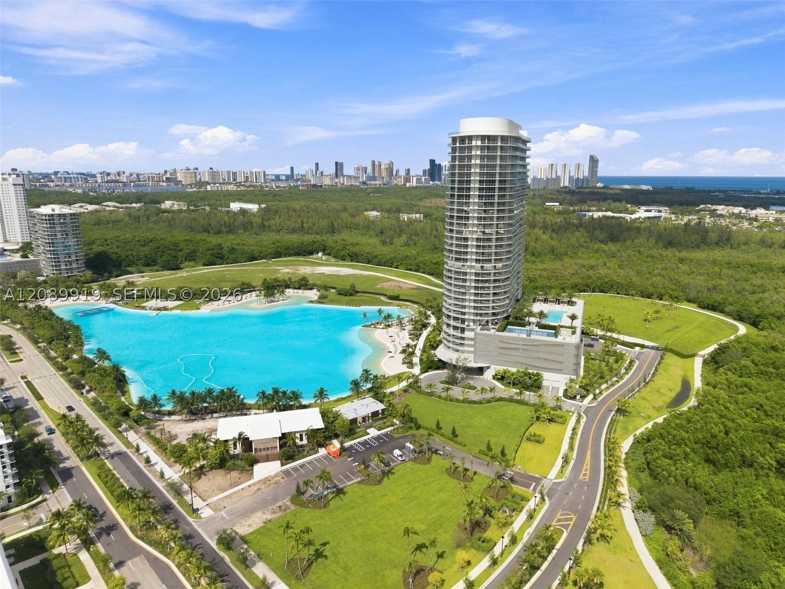 Real estate property located at 2411 Laguna Cir #2301, Miami-dade, One Park Tower, North Miami, FL