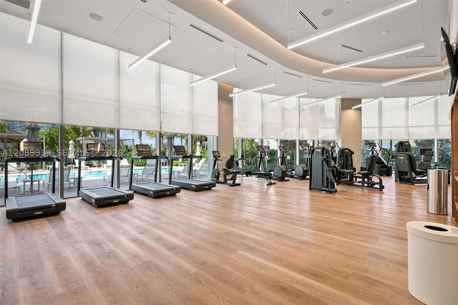 Real estate property located at 2411 Laguna Cir #2301, Miami-dade, One Park Tower, North Miami, FL
