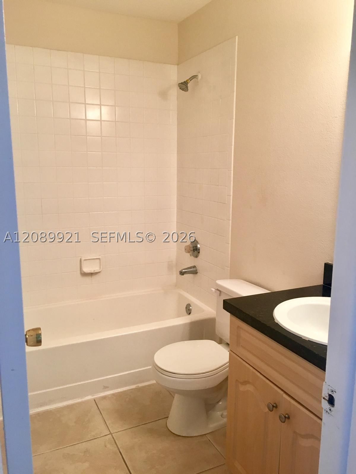 Real estate property located at 9897 Nob Hill Ln #9897, Broward, Villas De Venezia Condo, Sunrise, FL