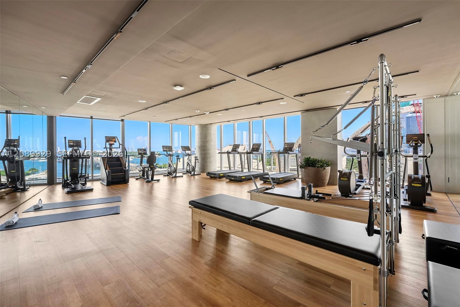 Real estate property located at 1400 Biscayne Blvd #609, Miami-dade, Casa Bella, Miami, FL