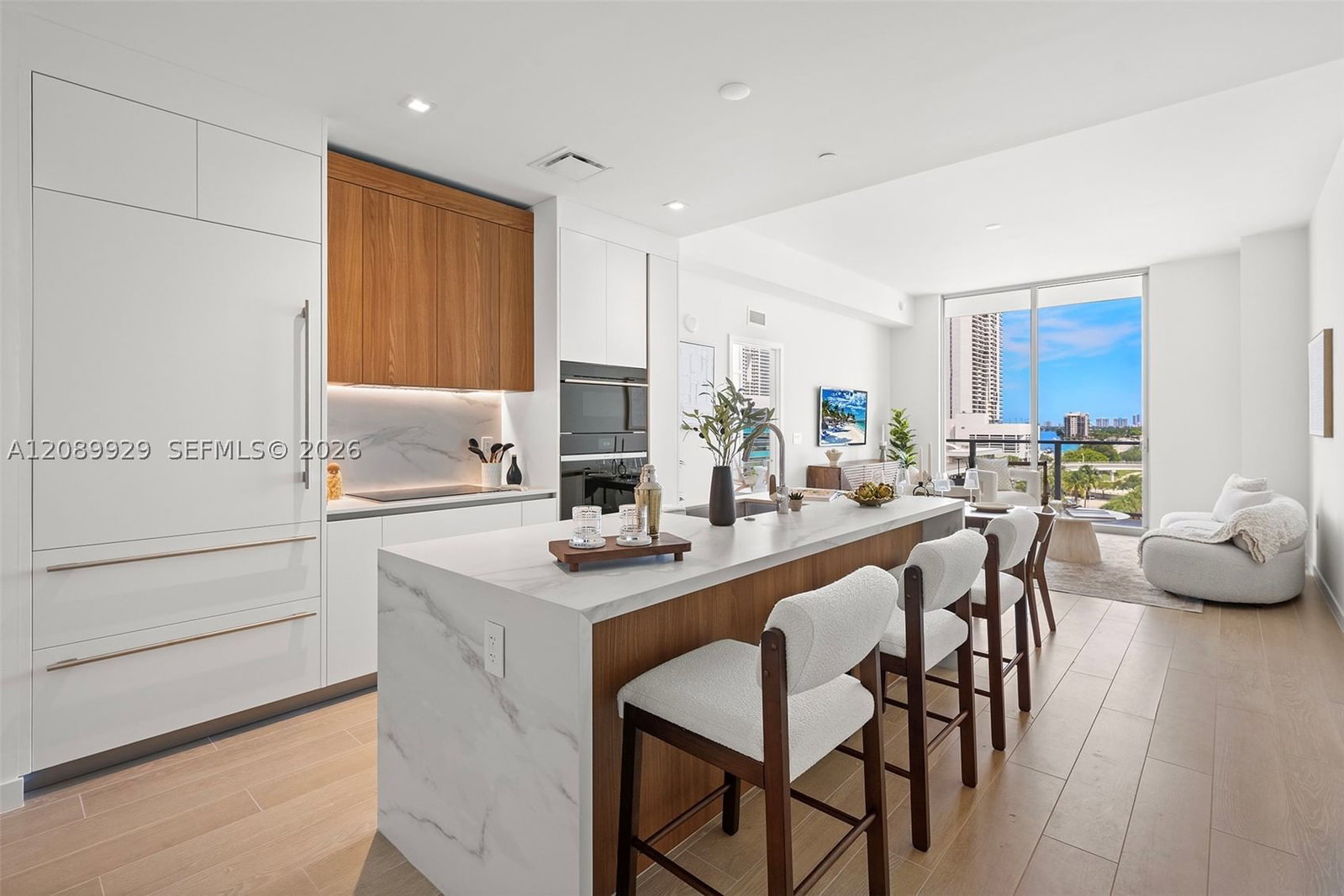 Real estate property located at 1400 Biscayne Blvd #609, Miami-dade, Casa Bella, Miami, FL