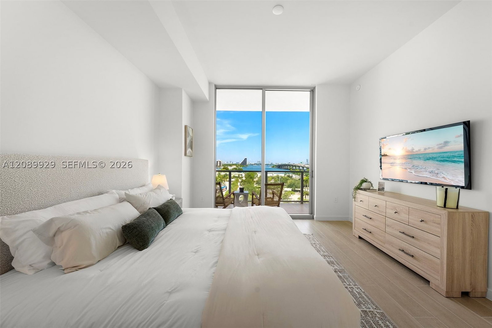 Real estate property located at 1400 Biscayne Blvd #609, Miami-dade, Casa Bella, Miami, FL