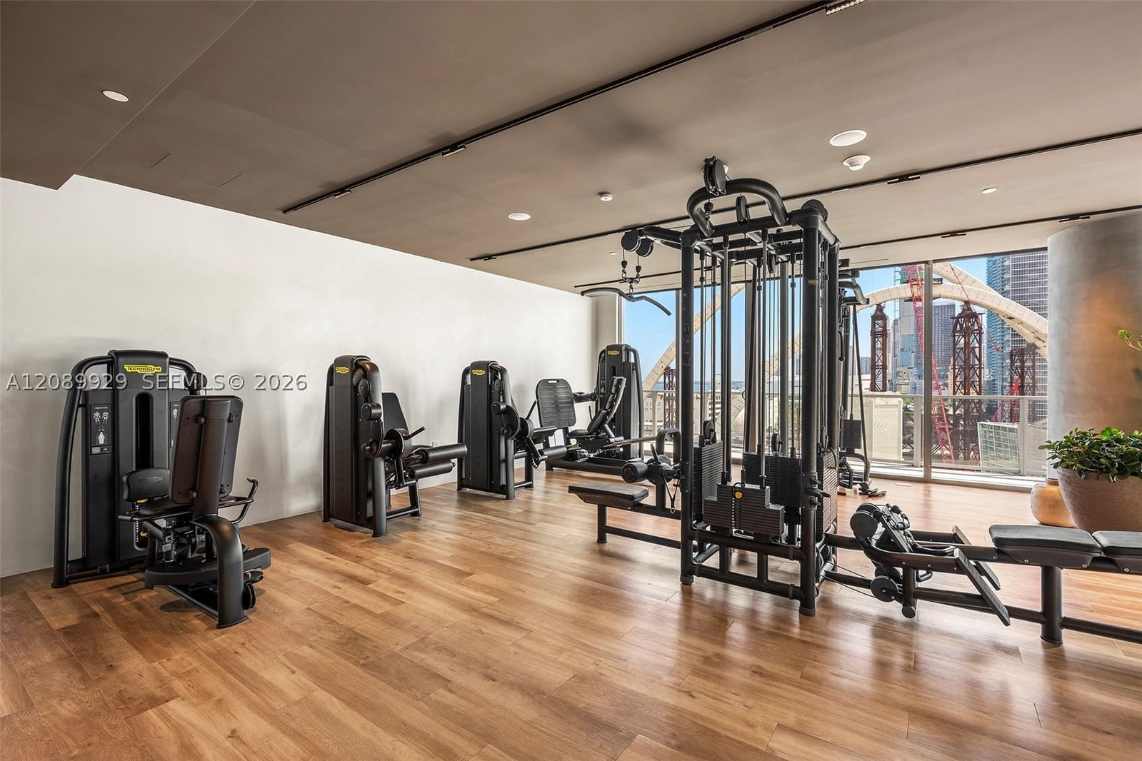 Real estate property located at 1400 Biscayne Blvd #609, Miami-dade, Casa Bella, Miami, FL