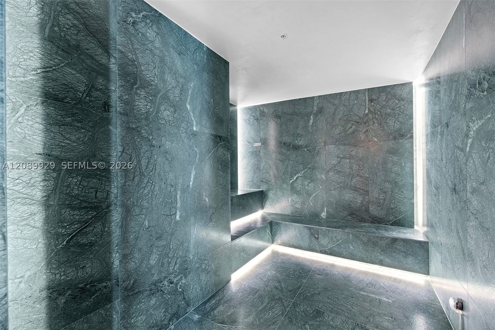 Real estate property located at 1400 Biscayne Blvd #609, Miami-dade, Casa Bella, Miami, FL