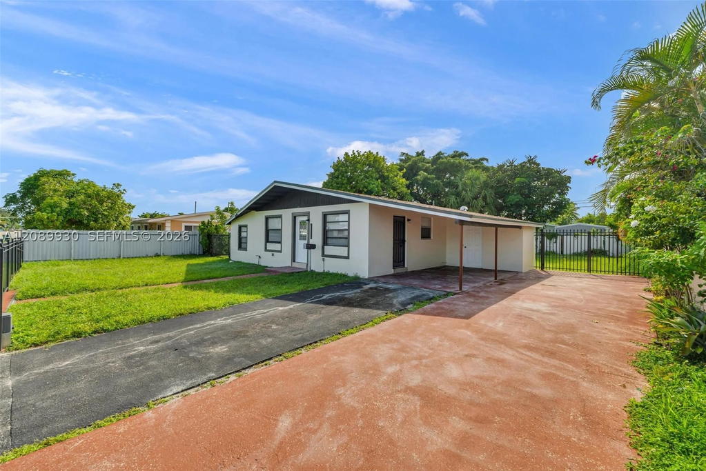 Real estate property located at 20060 14th Ct, Miami-dade, Honeyhill Ests Sec 2 1st, Miami Gardens, FL