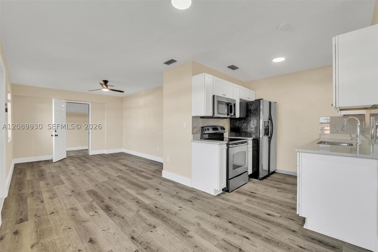 Real estate property located at 20060 14th Ct, Miami-dade, Honeyhill Ests Sec 2 1st, Miami Gardens, FL