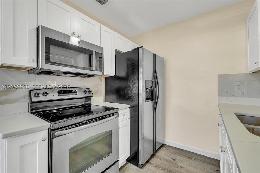 Real estate property located at 20060 14th Ct, Miami-dade, Honeyhill Ests Sec 2 1st, Miami Gardens, FL