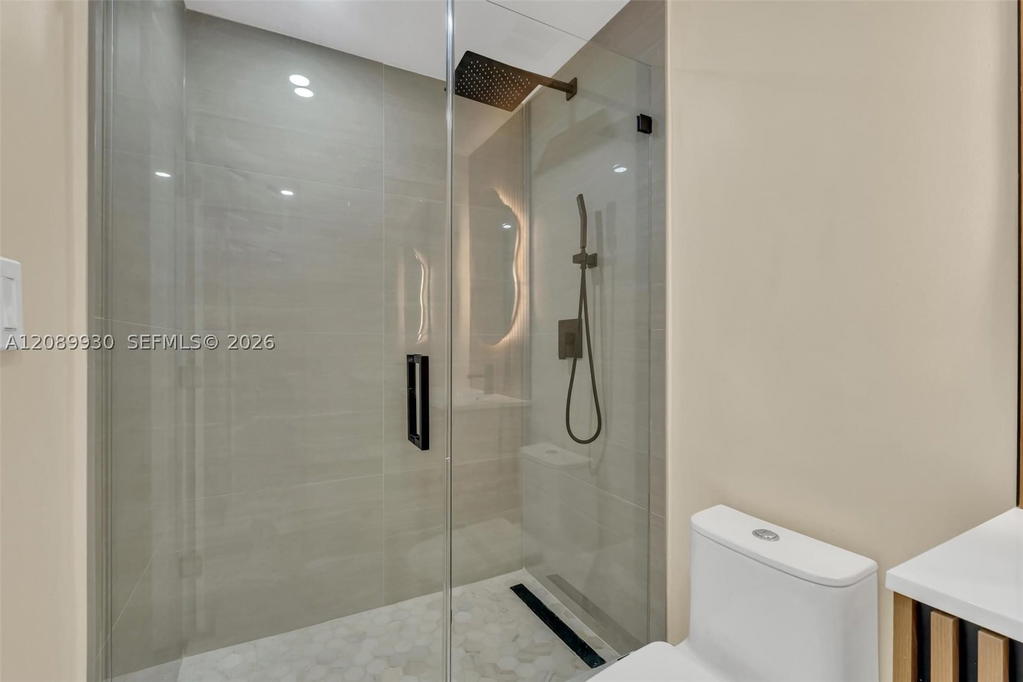 Real estate property located at 20060 14th Ct, Miami-dade, Honeyhill Ests Sec 2 1st, Miami Gardens, FL