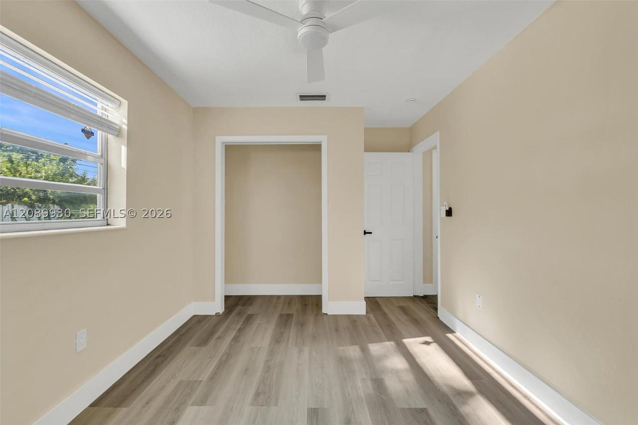 Real estate property located at 20060 14th Ct, Miami-dade, Honeyhill Ests Sec 2 1st, Miami Gardens, FL