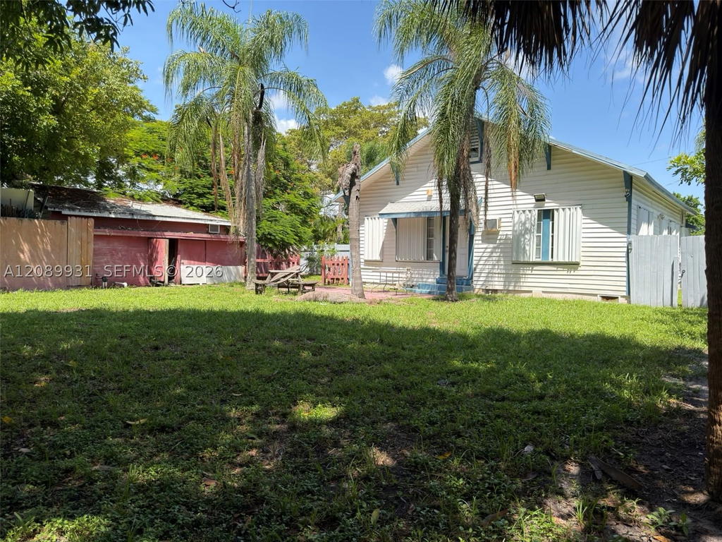 Real estate property located at 112 3rd St, Broward, North American Fruit Co, Hallandale Beach, FL