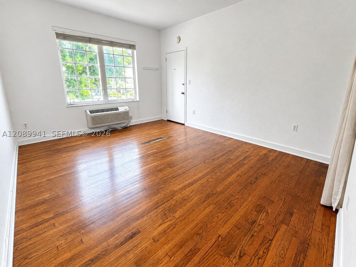 Real estate property located at 741 15th St #12, Miami-dade, Santana Condo, Miami Beach, FL