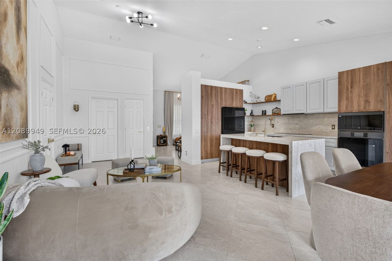 Real estate property located at 820 Falling Water Rd, Broward, Sector 4 North, Weston, FL