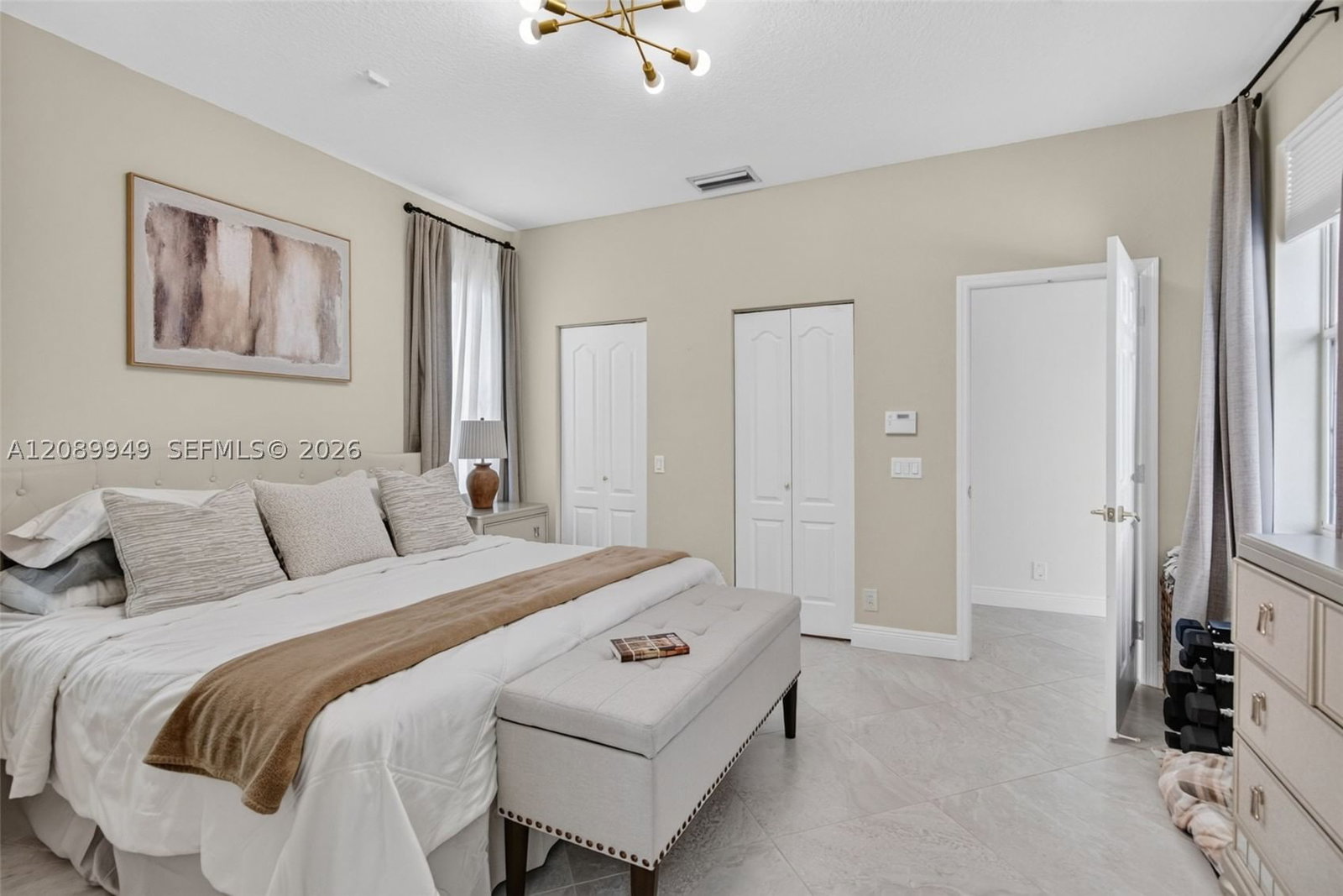 Real estate property located at 820 Falling Water Rd, Broward, Sector 4 North, Weston, FL