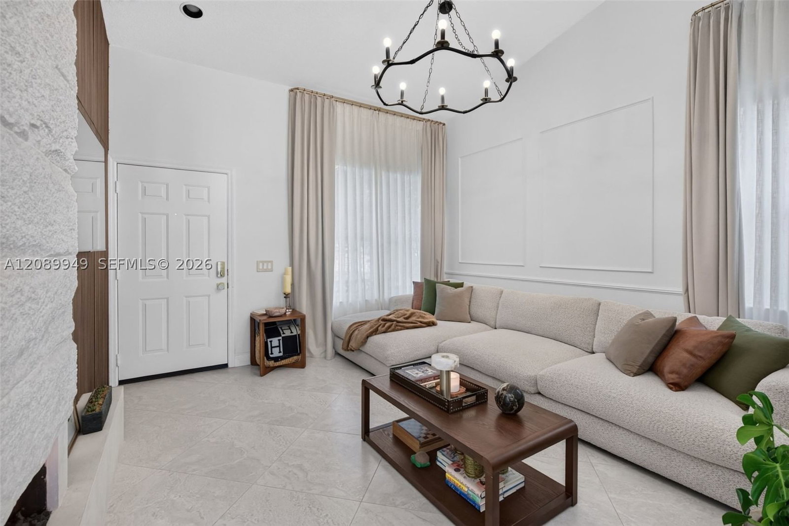 Real estate property located at 820 Falling Water Rd, Broward, Sector 4 North, Weston, FL