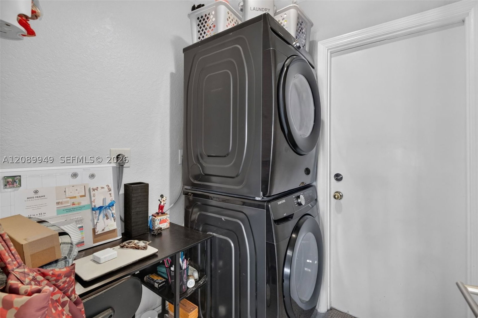 Real estate property located at 820 Falling Water Rd, Broward, Sector 4 North, Weston, FL