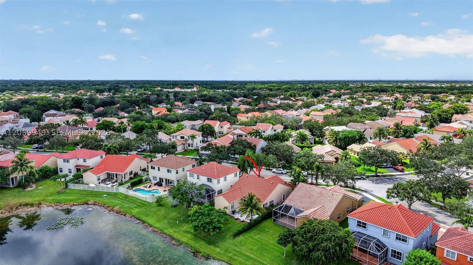 Real estate property located at 820 Falling Water Rd, Broward, Sector 4 North, Weston, FL