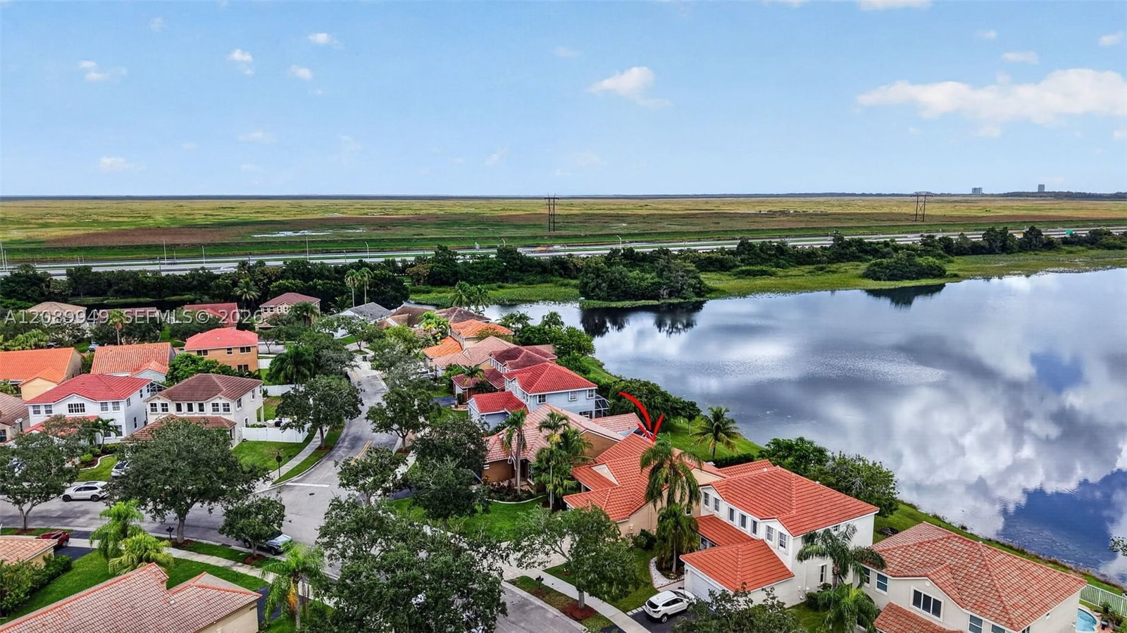 Real estate property located at 820 Falling Water Rd, Broward, Sector 4 North, Weston, FL