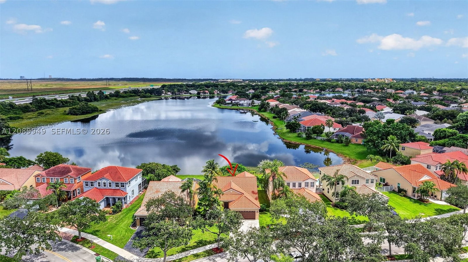 Real estate property located at 820 Falling Water Rd, Broward, Sector 4 North, Weston, FL