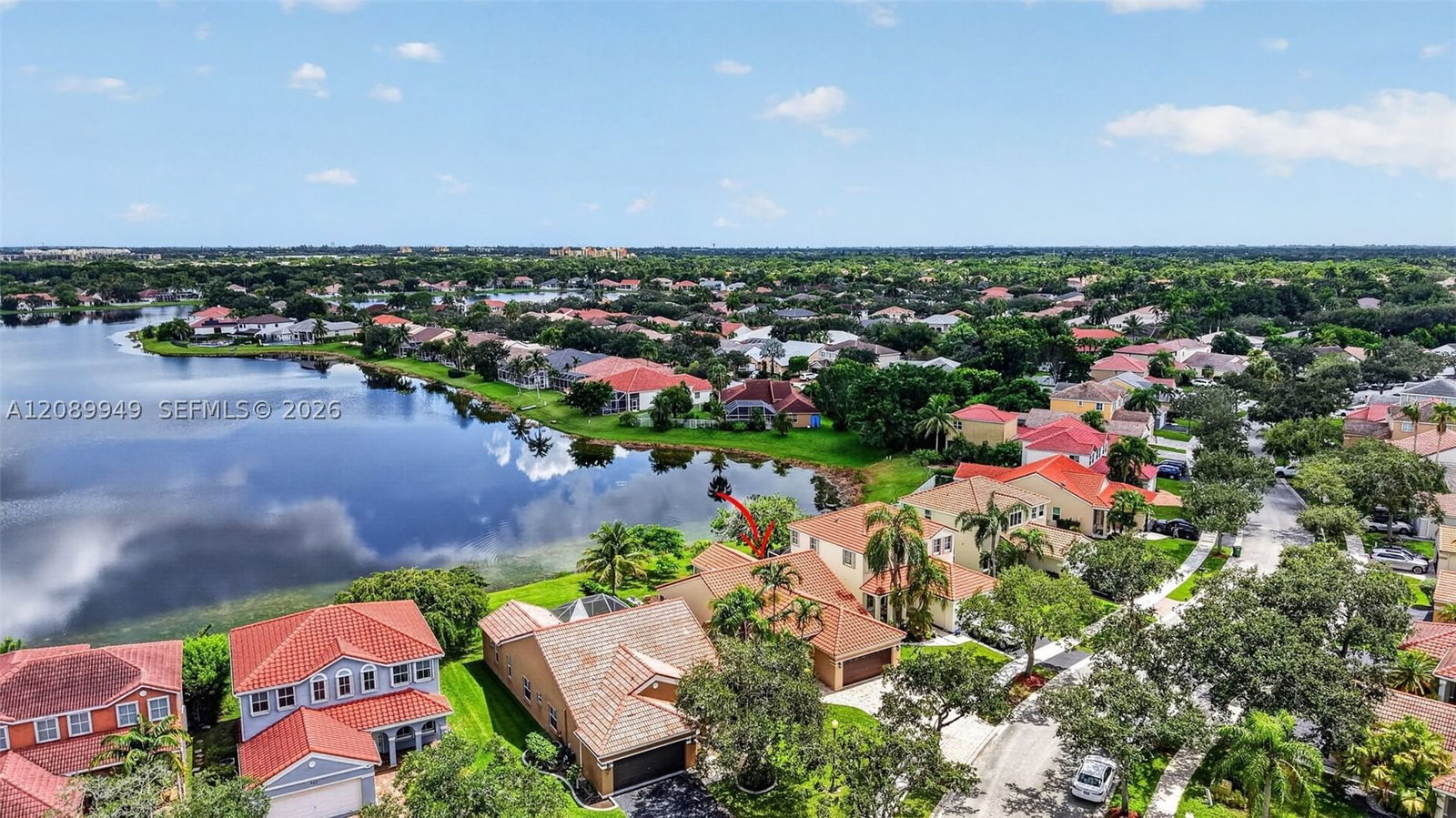Real estate property located at 820 Falling Water Rd, Broward, Sector 4 North, Weston, FL