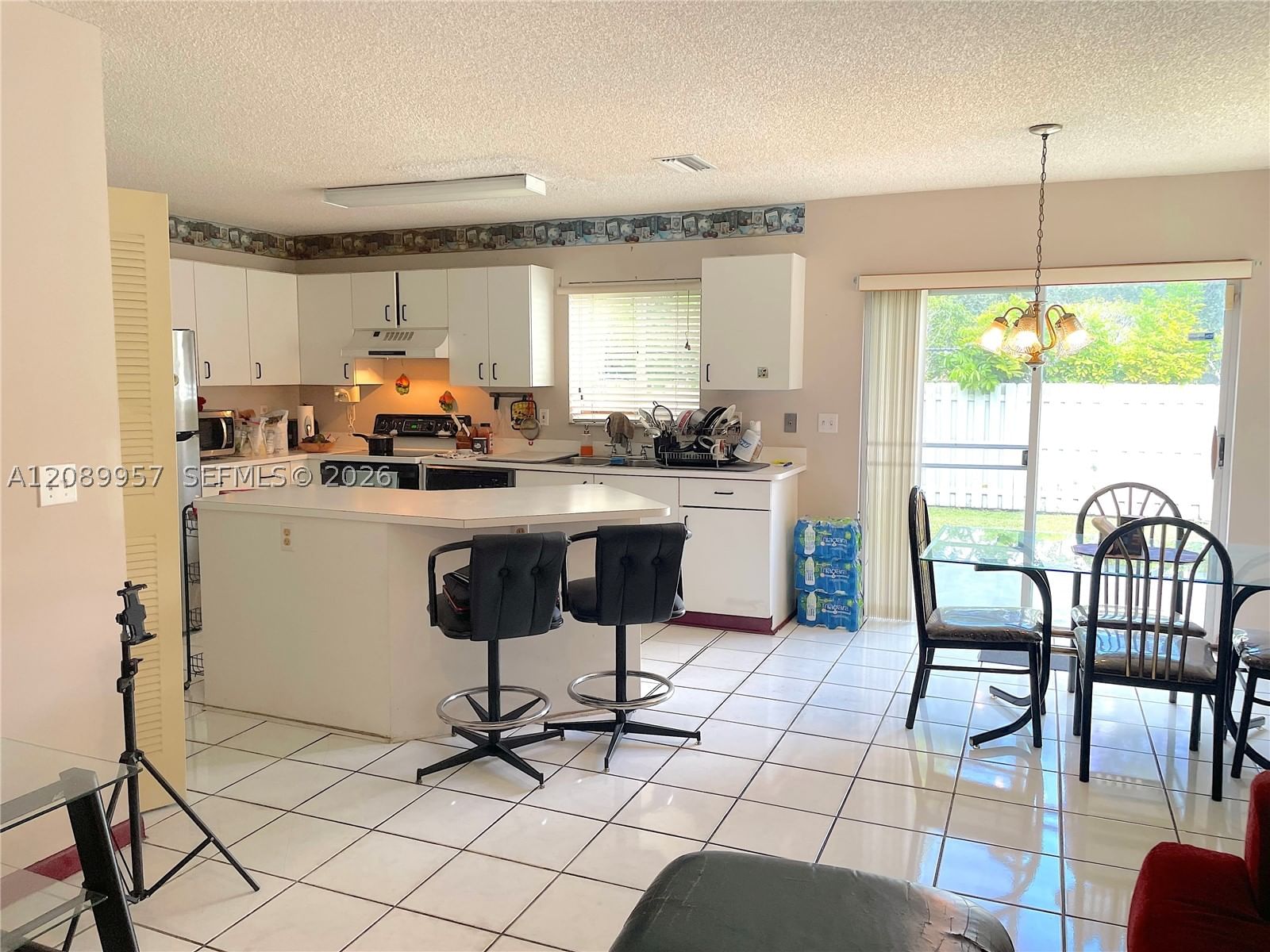 Real estate property located at 8851 9th Ct, Broward, Cinnamon Place V, Pembroke Pines, FL