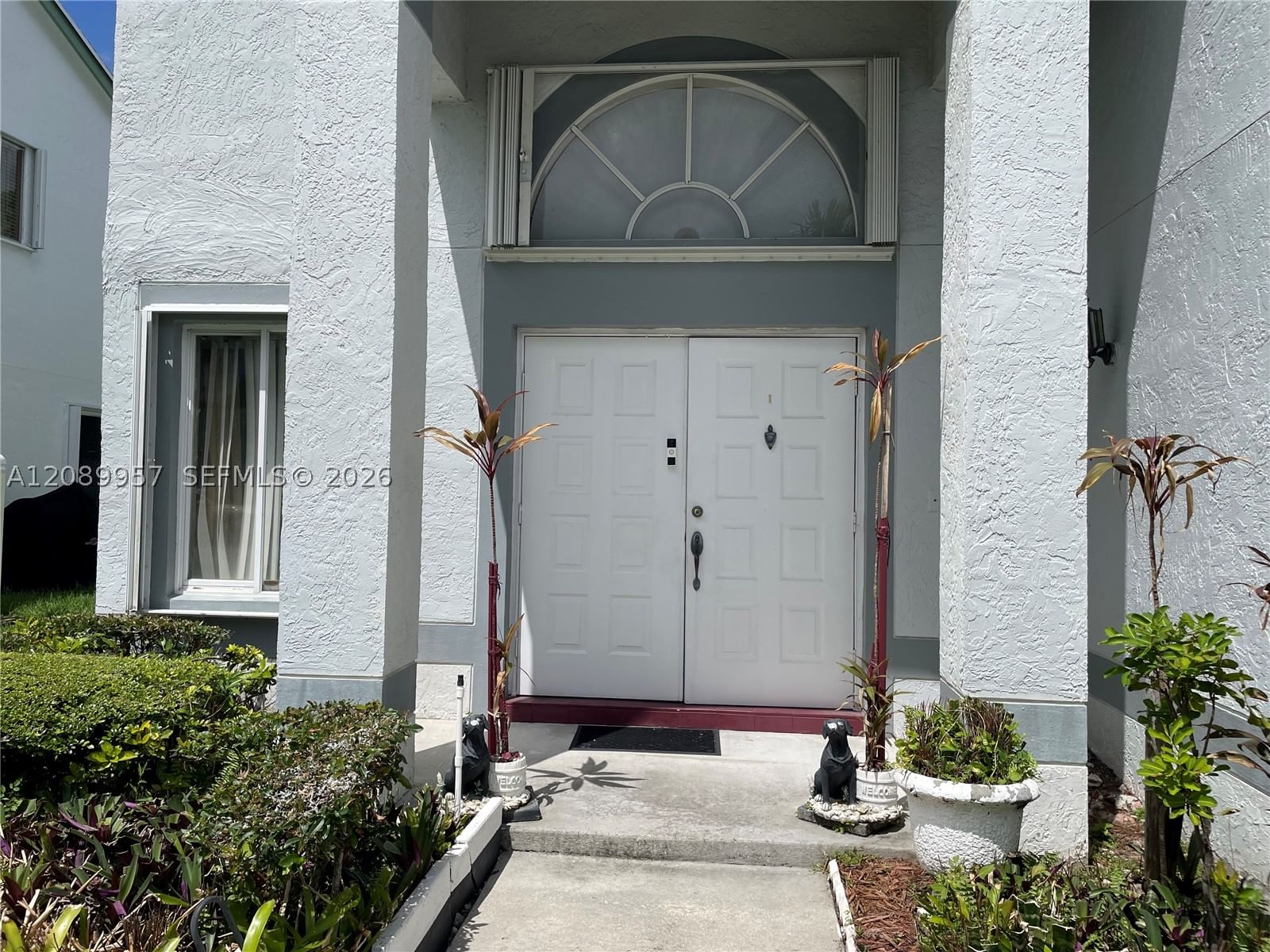 Real estate property located at 8851 9th Ct, Broward, Cinnamon Place V, Pembroke Pines, FL