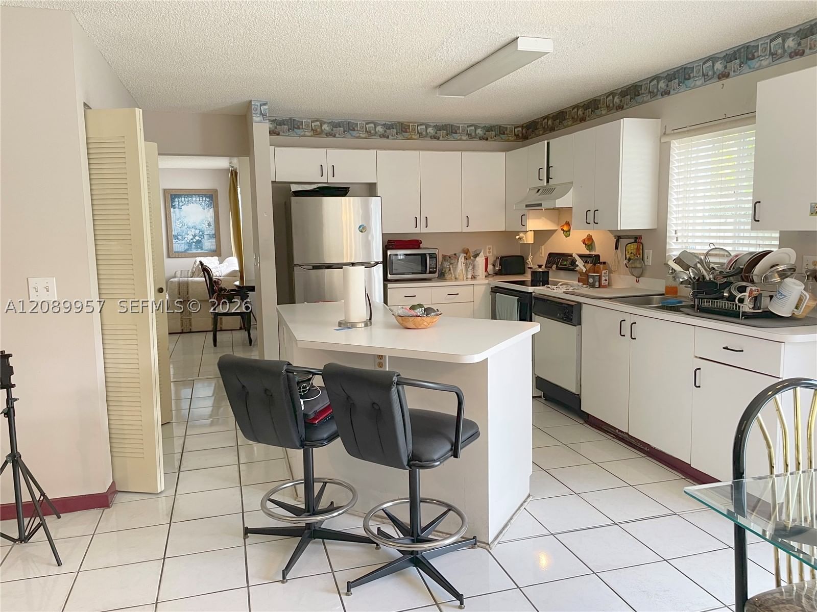 Real estate property located at 8851 9th Ct, Broward, Cinnamon Place V, Pembroke Pines, FL