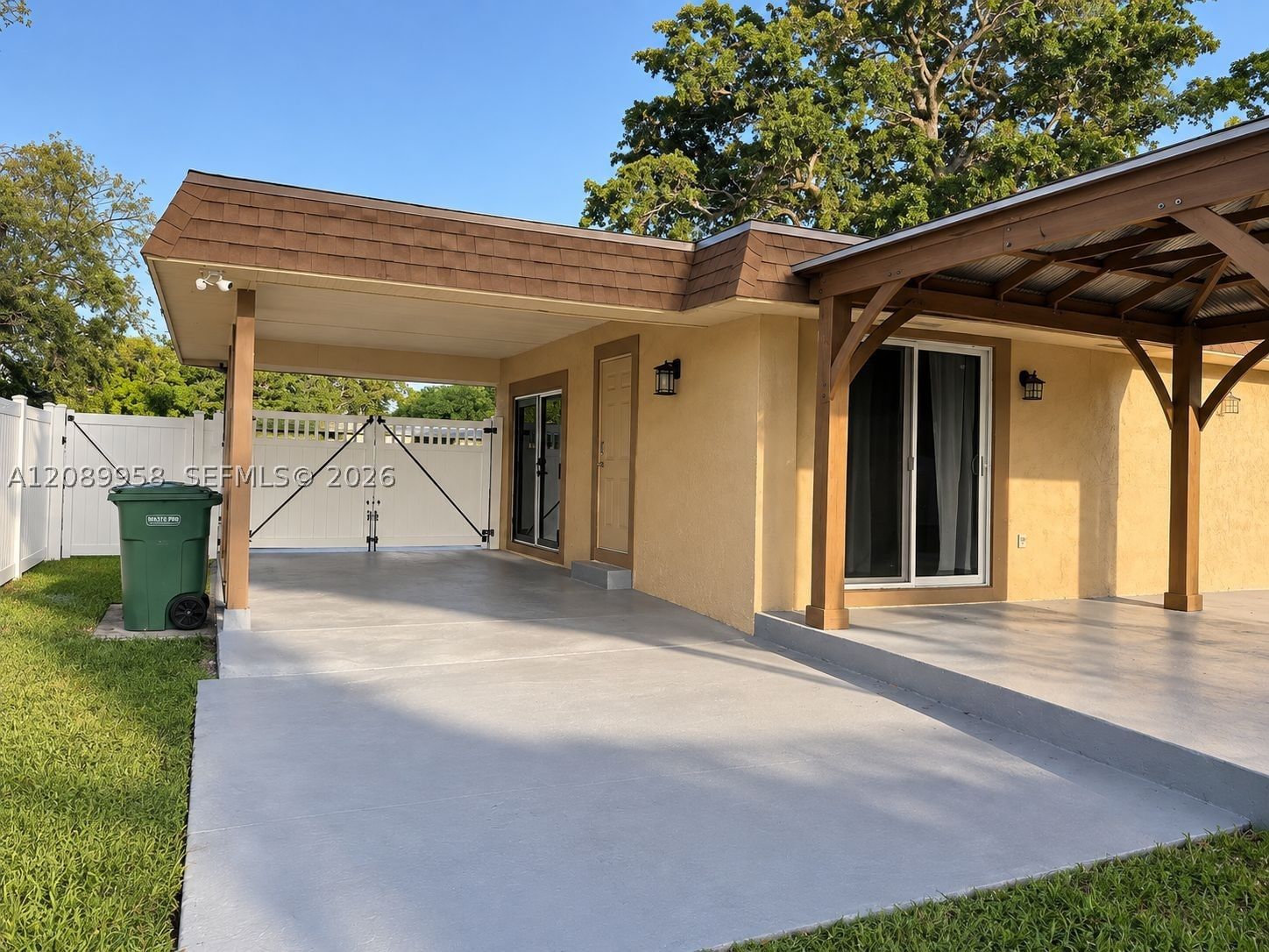 Real estate property located at 7907 73rd Ter, Broward, Heathgate, Tamarac, FL