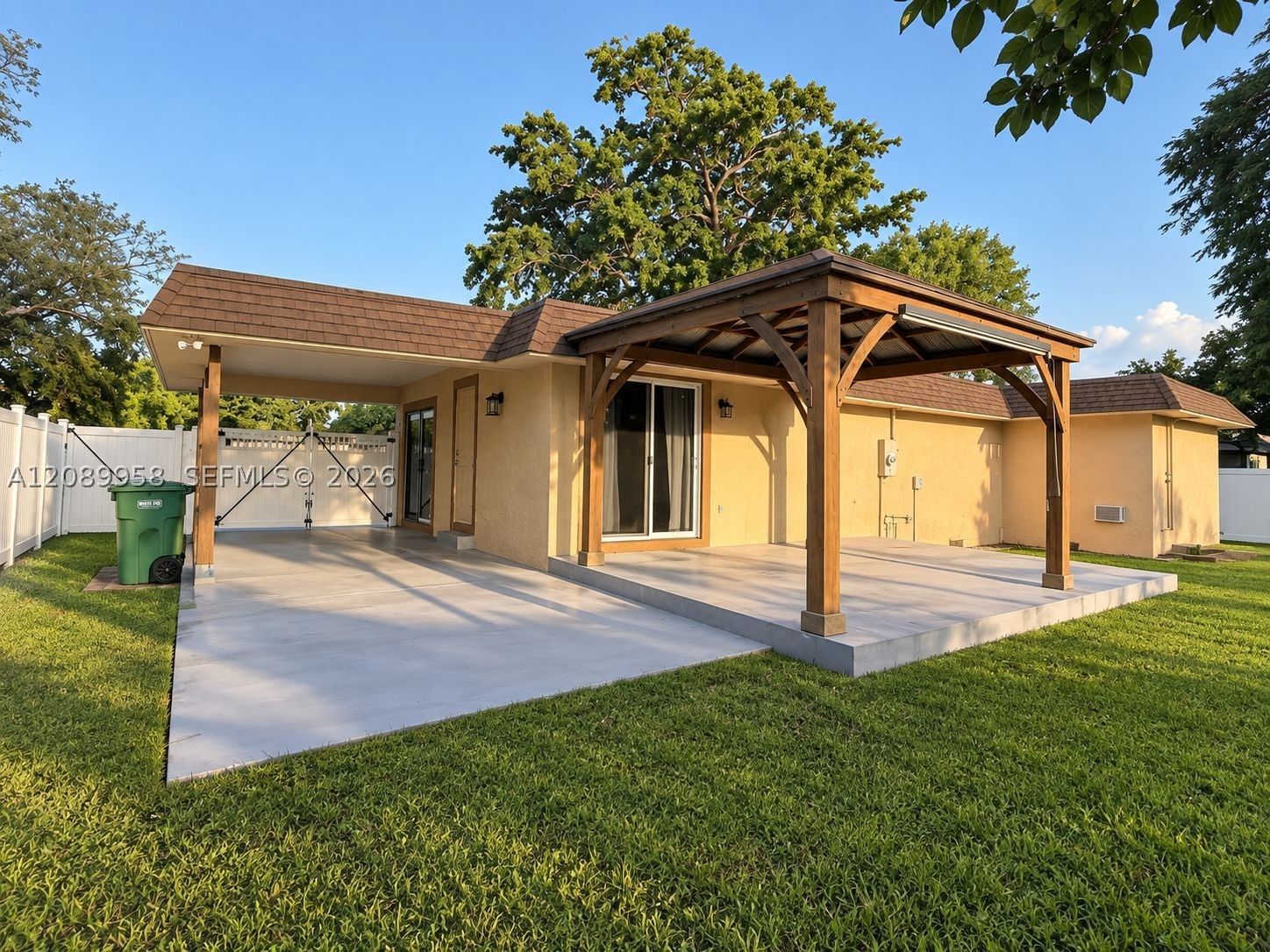 Real estate property located at 7907 73rd Ter, Broward, Heathgate, Tamarac, FL