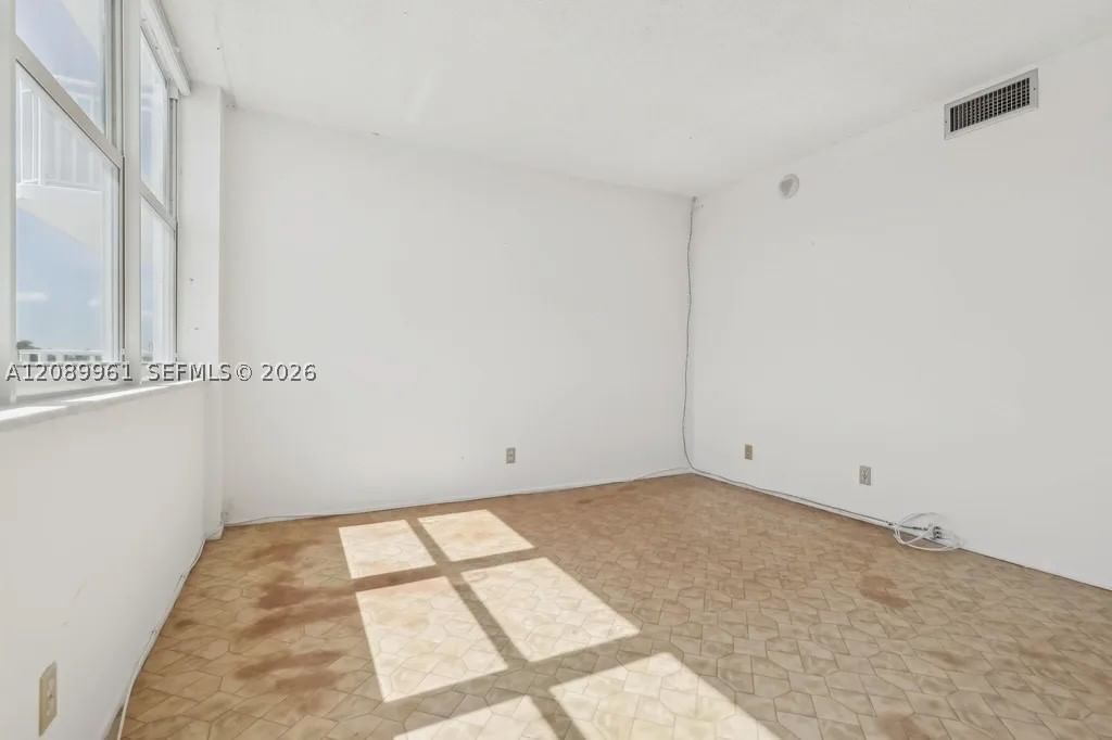 Real estate property located at 2150 Sans Souci Blvd C402, Miami-dade, Bayview Towers, North Miami, FL