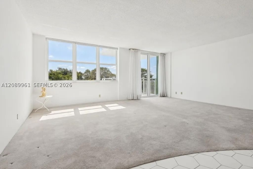 Real estate property located at 2150 Sans Souci Blvd C402, Miami-dade, Bayview Towers, North Miami, FL