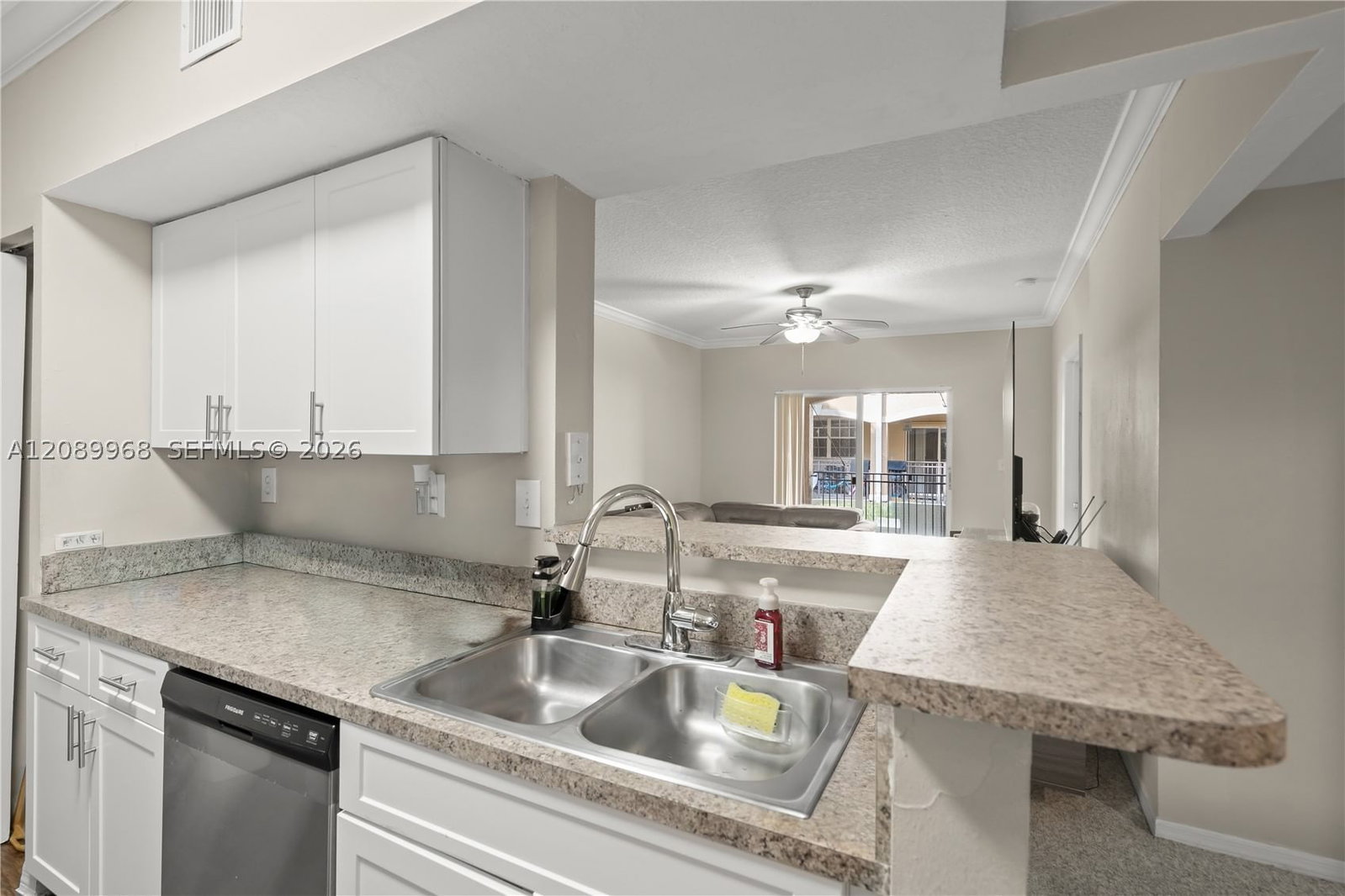 Real estate property located at 230 117th Ter #11108, Broward, Marquesa Condo Sub, Pembroke Pines, FL