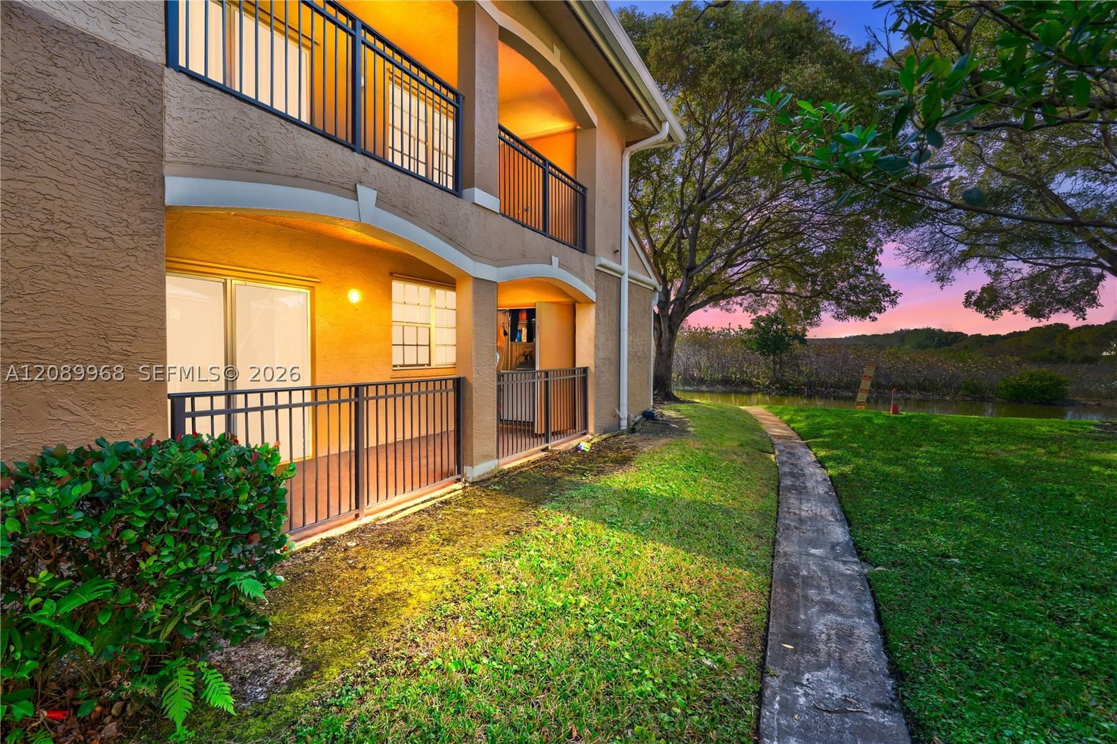 Real estate property located at 230 117th Ter #11108, Broward, Marquesa Condo Sub, Pembroke Pines, FL