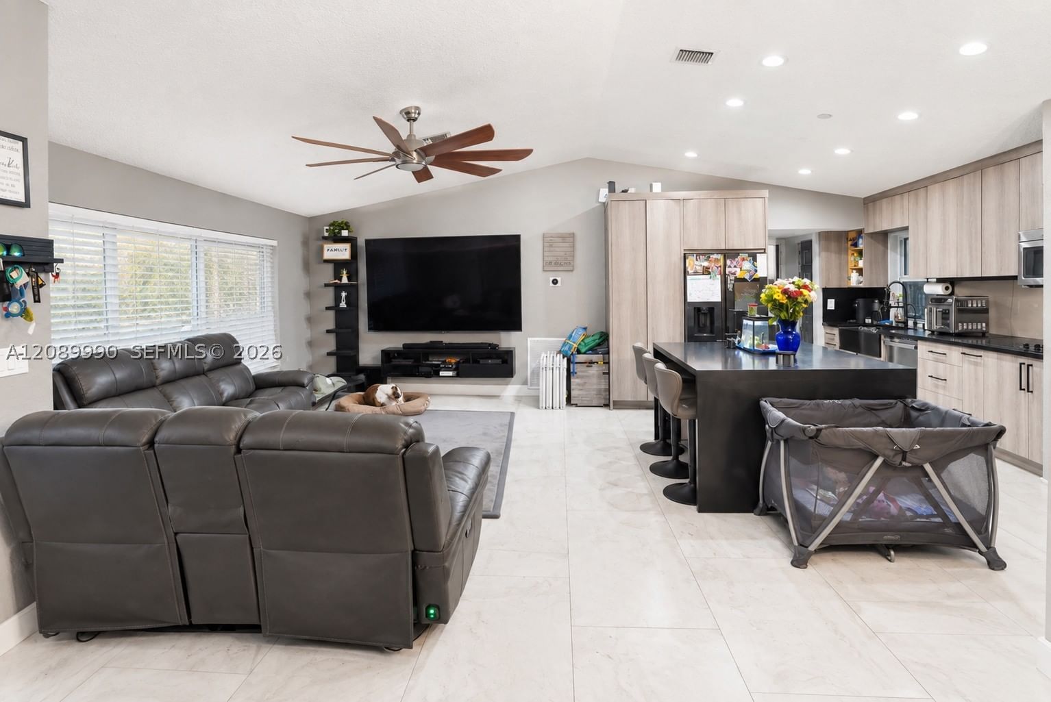 Real estate property located at 8501 53rd St, Broward, City Of Lauderhill Sec Th, Lauderhill, FL