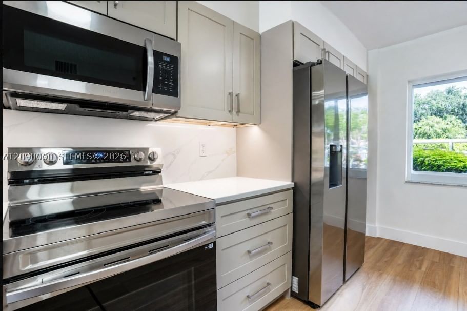 Real estate property located at 5810 Crystal Shores Dr #102, Palm Beach, Regal Shores Condo, Boynton Beach, FL