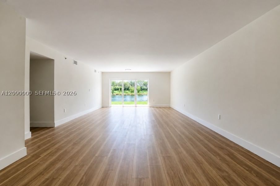 Real estate property located at 5810 Crystal Shores Dr #102, Palm Beach, Regal Shores Condo, Boynton Beach, FL