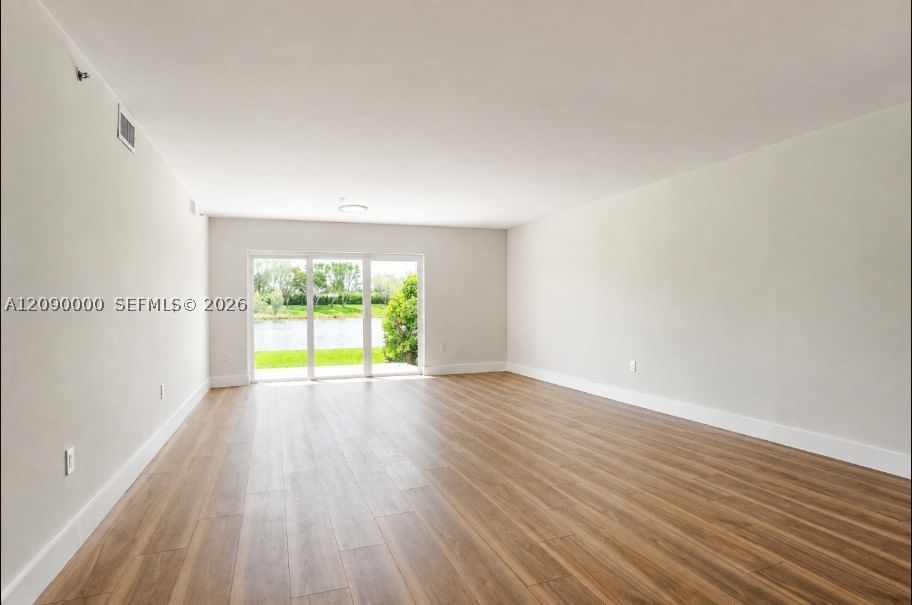Real estate property located at 5810 Crystal Shores Dr #102, Palm Beach, Regal Shores Condo, Boynton Beach, FL