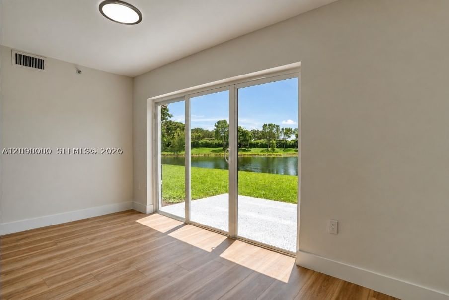Real estate property located at 5810 Crystal Shores Dr #102, Palm Beach, Regal Shores Condo, Boynton Beach, FL