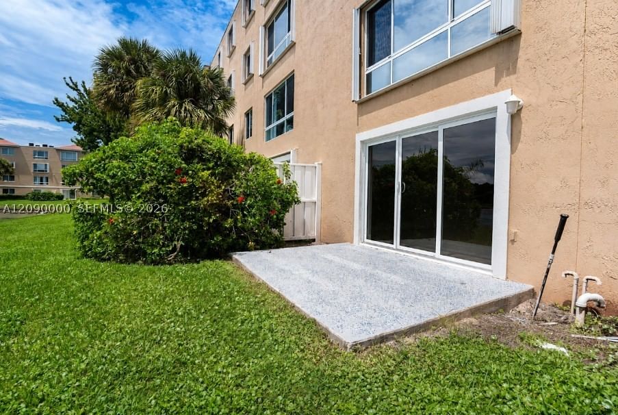 Real estate property located at 5810 Crystal Shores Dr #102, Palm Beach, Regal Shores Condo, Boynton Beach, FL