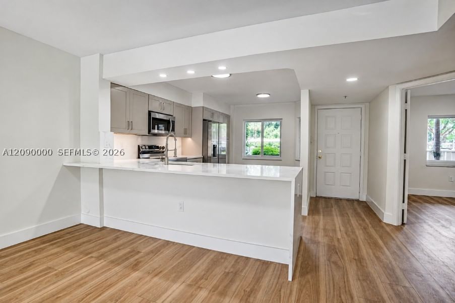 Real estate property located at 5810 Crystal Shores Dr #102, Palm Beach, Regal Shores Condo, Boynton Beach, FL
