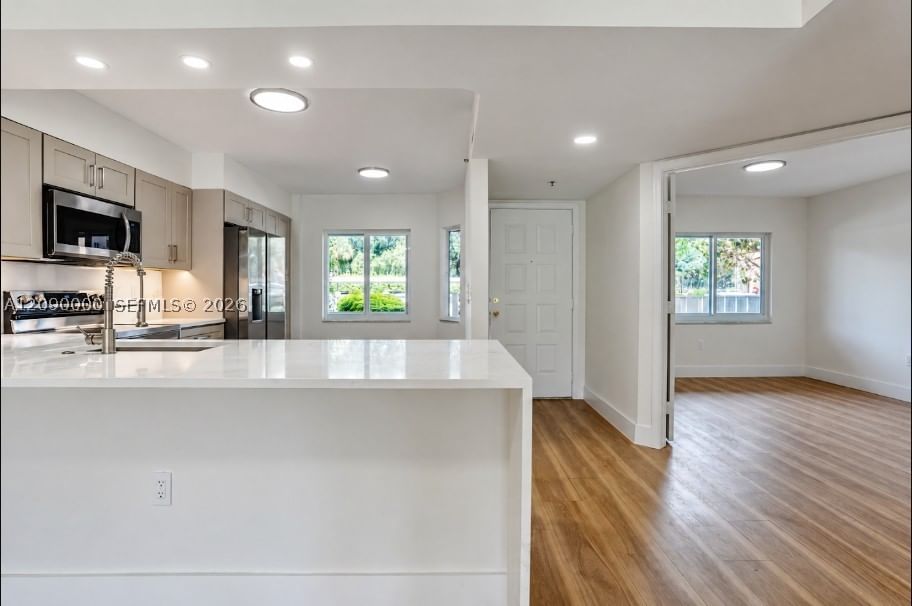 Real estate property located at 5810 Crystal Shores Dr #102, Palm Beach, Regal Shores Condo, Boynton Beach, FL