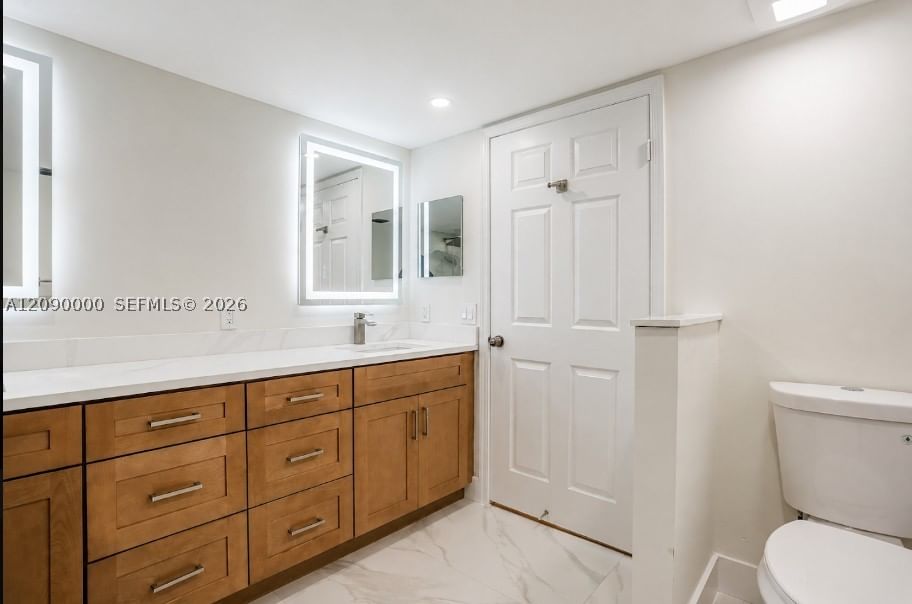 Real estate property located at 5810 Crystal Shores Dr #102, Palm Beach, Regal Shores Condo, Boynton Beach, FL