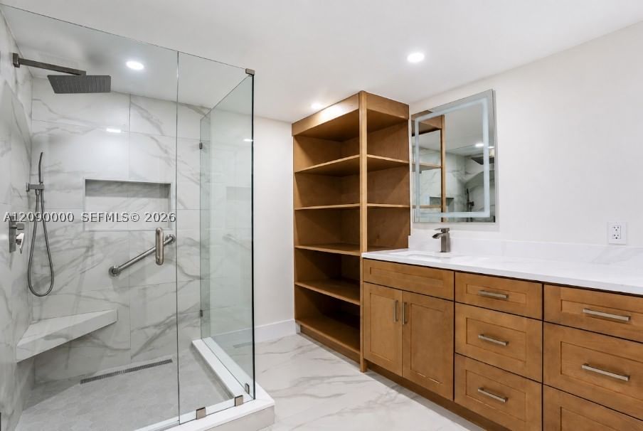 Real estate property located at 5810 Crystal Shores Dr #102, Palm Beach, Regal Shores Condo, Boynton Beach, FL