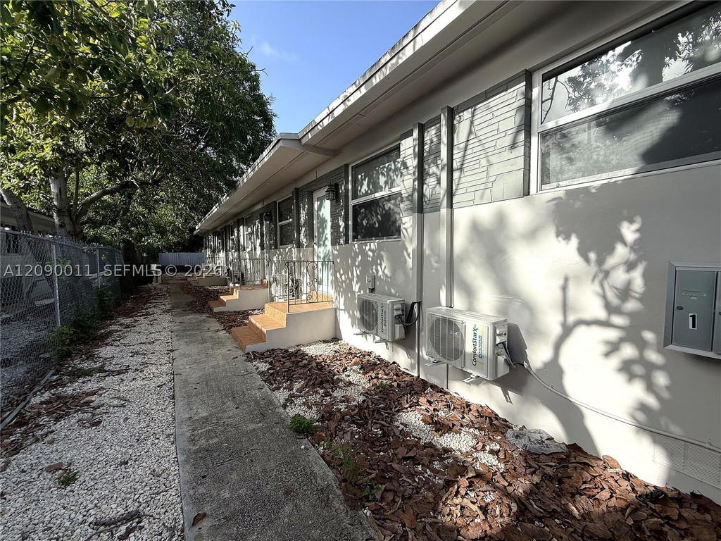 Real estate property located at 53 56th St, Miami-dade, 54 St Bus Center Sub, Miami, FL